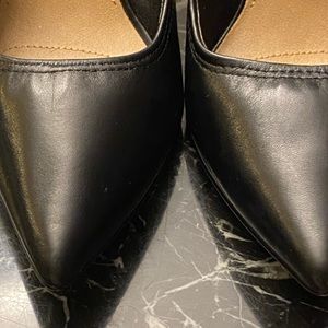 Women Tahari shoes size 9